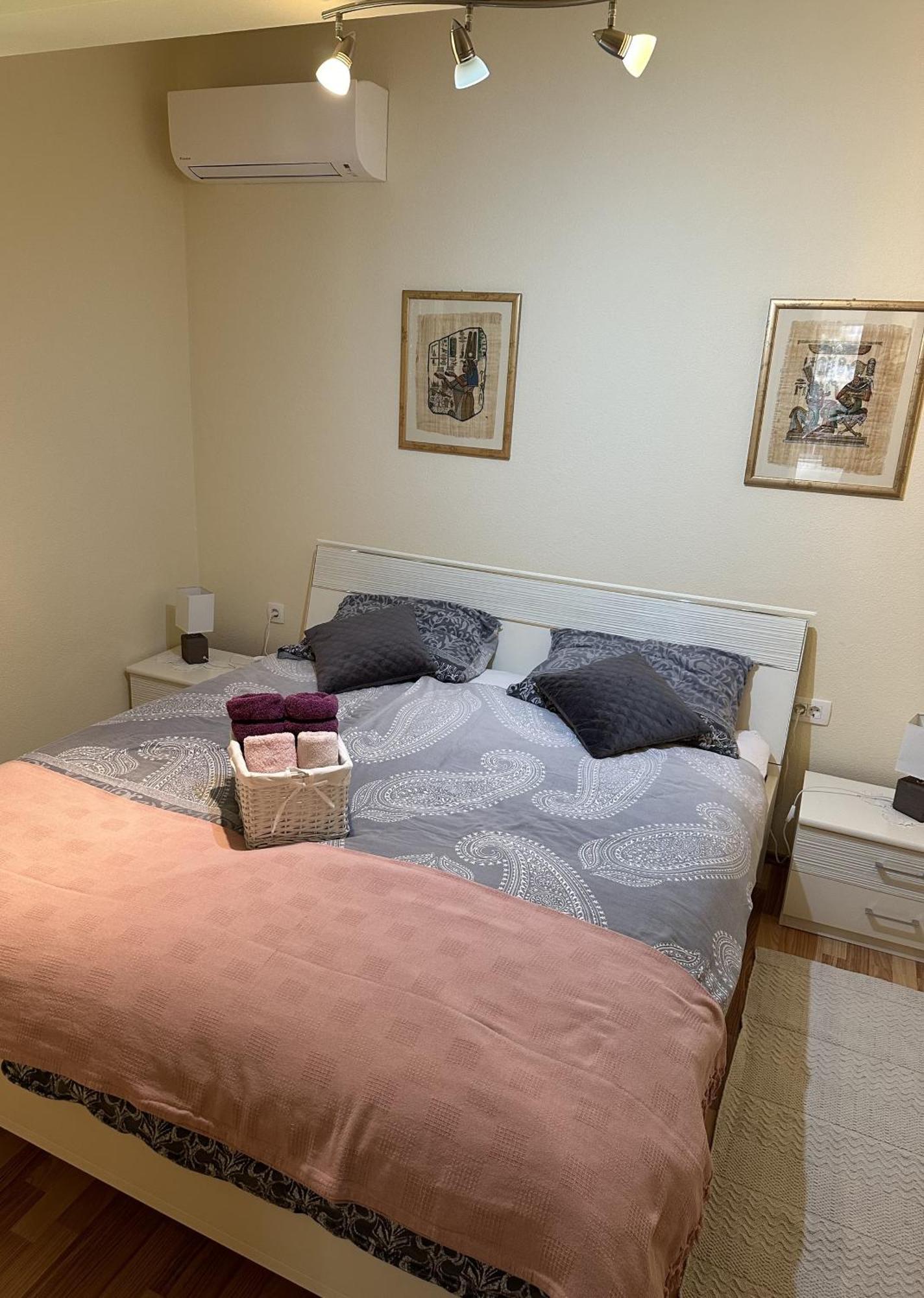 Apartmani Dora I Kati Orebić Kültér fotó