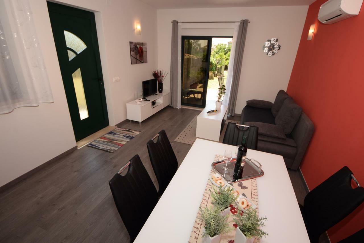 Apartmani Dora I Kati Orebić Kültér fotó