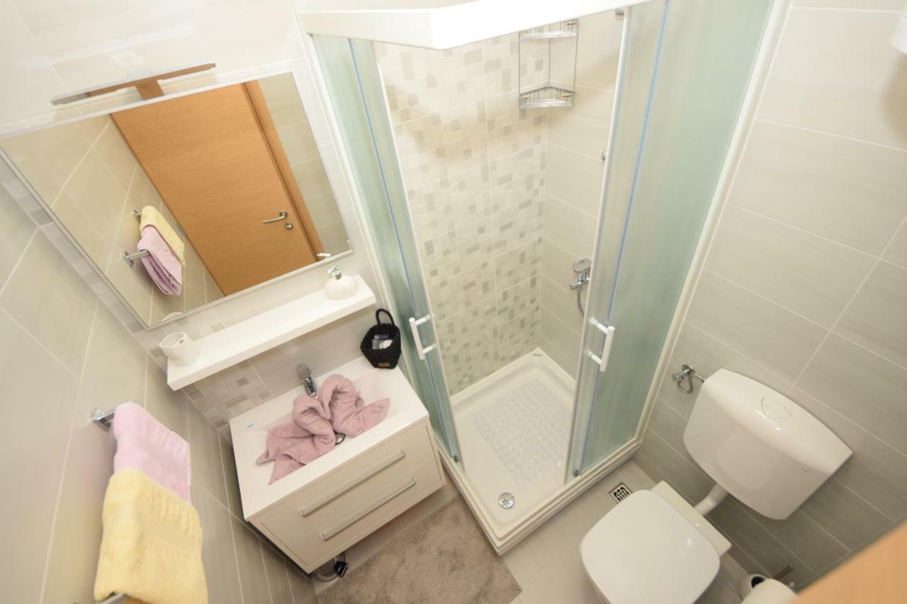 Apartmani Dora I Kati Orebić Kültér fotó